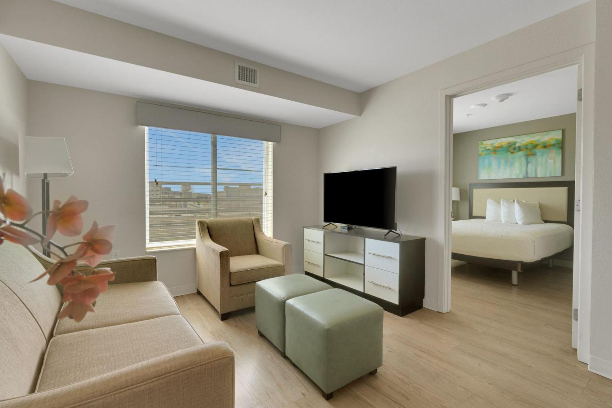 Apartment Simplicity 1306 I Comfy & Modern 2bd Apt!